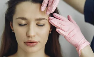 pH پوست چیست و چرا شوینده صورت نقش حیاتی دارد؟